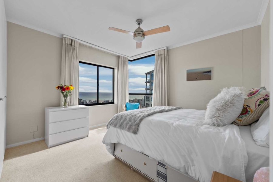 3 Bedroom Property for Sale in Sea Point Western Cape